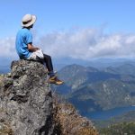 命綱なしで谷を降りていけますか？